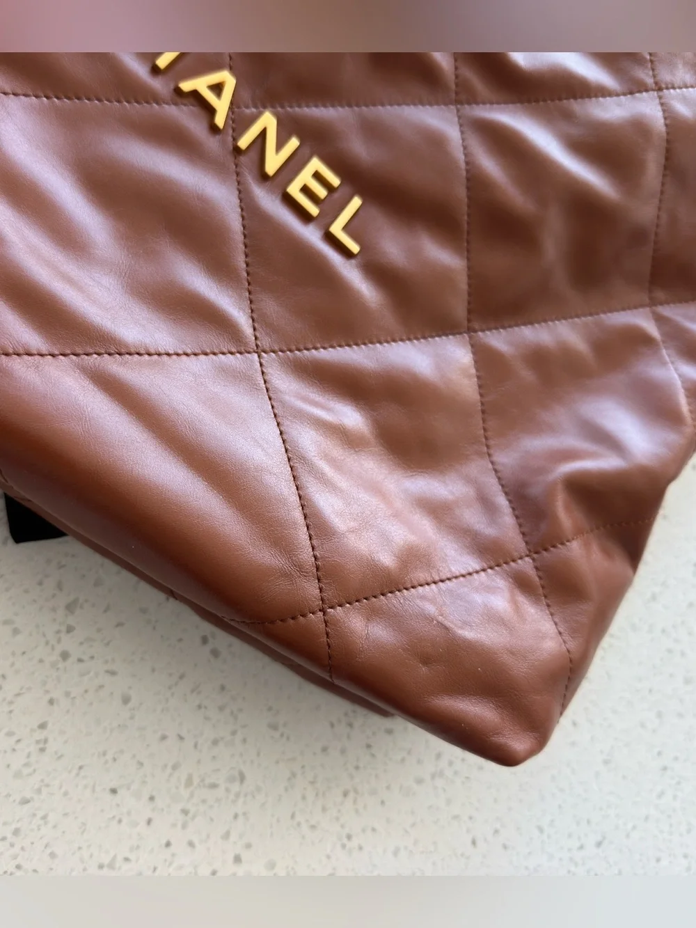 CHANEL shoulder bag